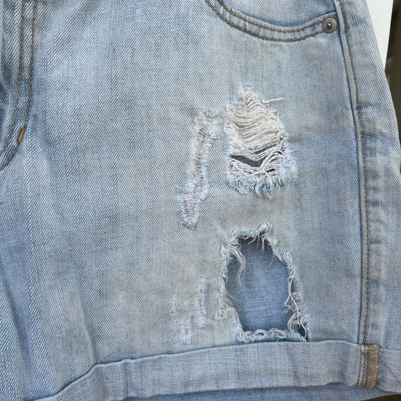 Gap Womens Size 10 30 Shorts 3 Light Wash Faded Distressed Denim Jean FLAWED - Picture 7 of 7
